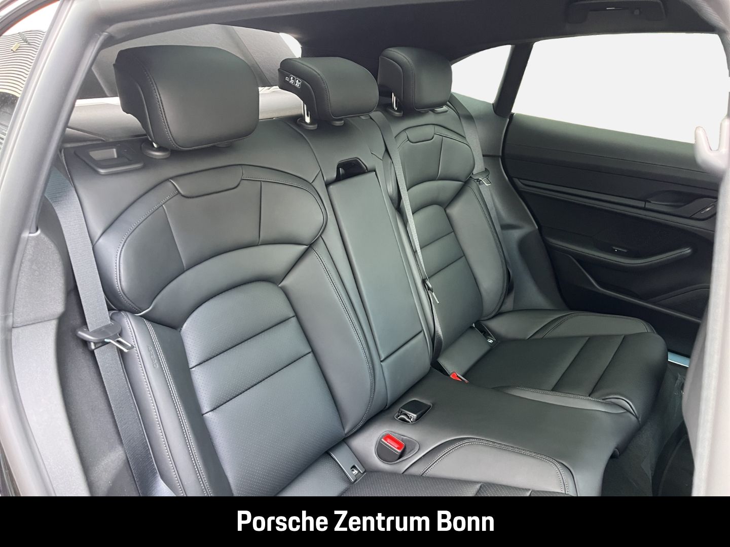 Porsche Taycan 4 Cross Turismo Surround-View LED-Matrix