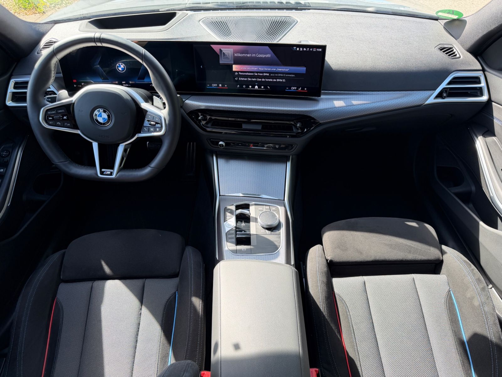 BMW 320i Touring M-Sport 360*/ACC/LED/1.Hd