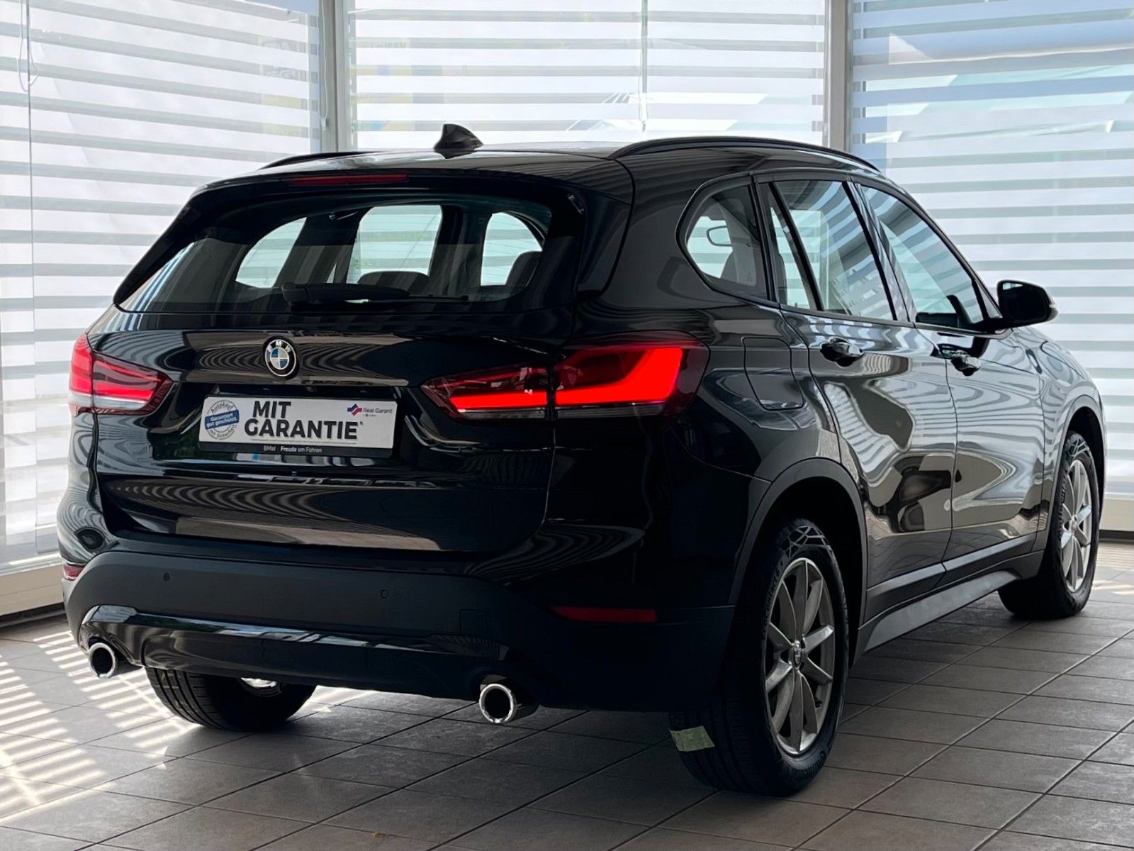BMW X1 xDrive 20d Aut. - Samsaru's Car Outlet