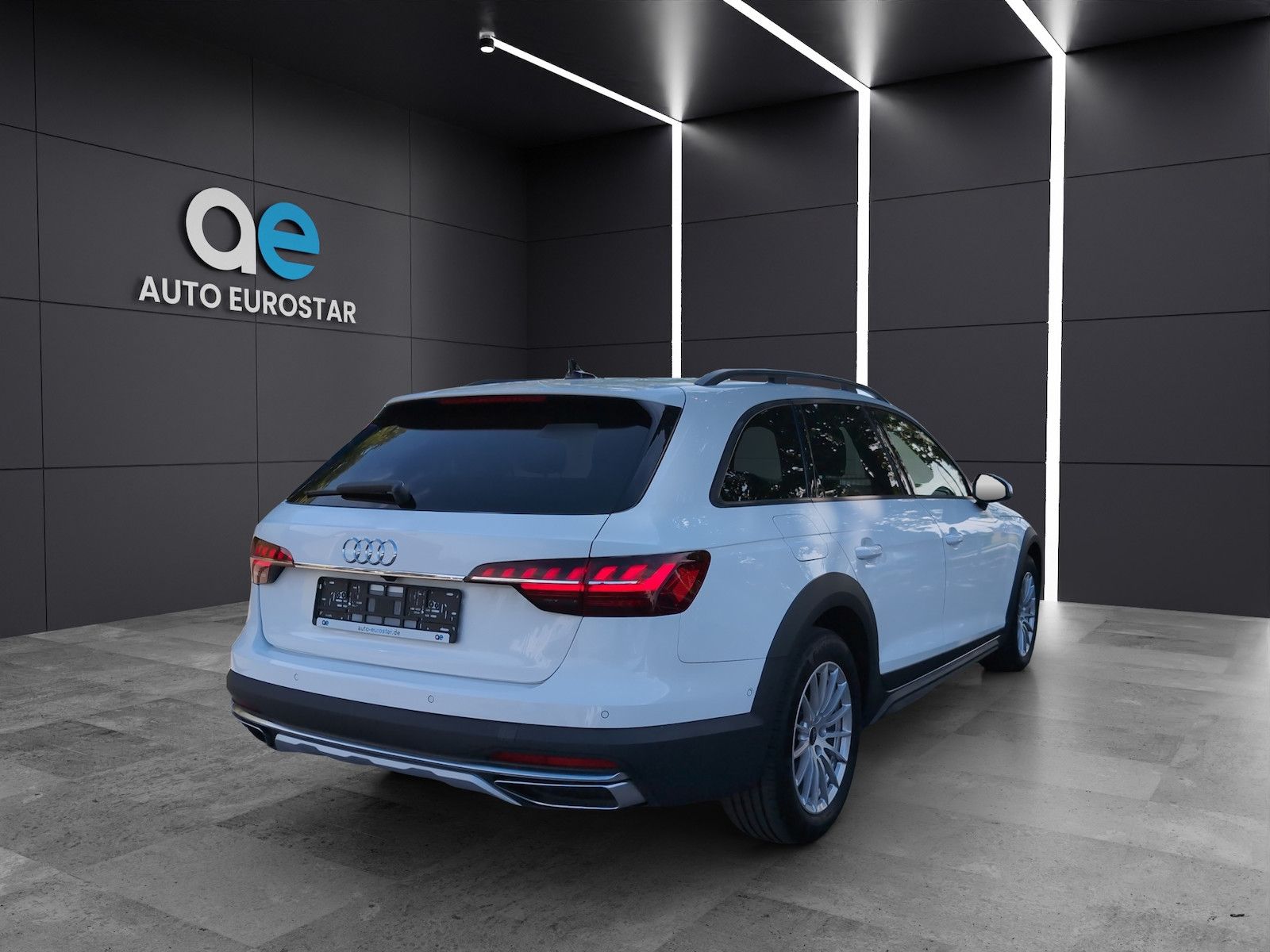 Audi A4 Allroad TDI qu.*VC*Matrix*AHK*HUD*StHz*360°*