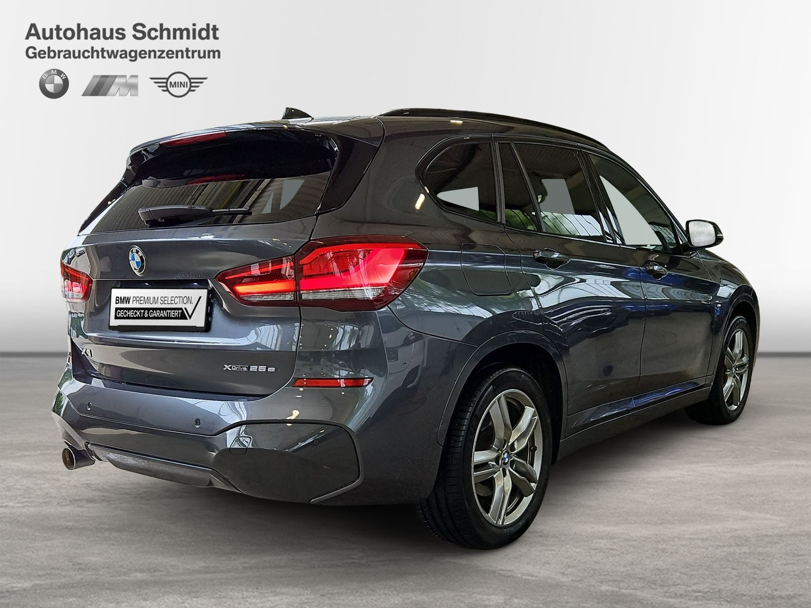 BMW X1 xDrive25e M Sportpaket - Samsaru's Car Outlet