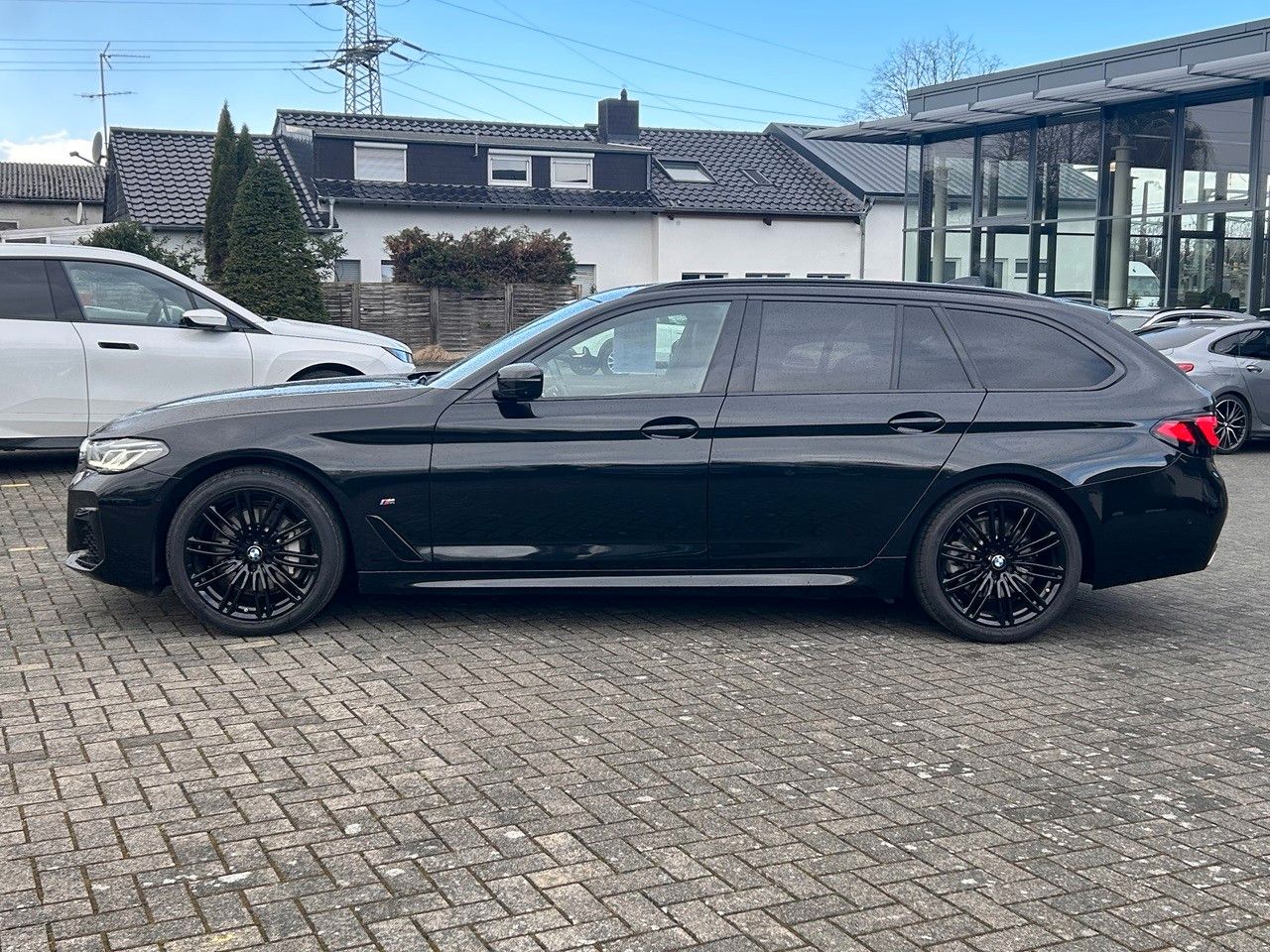 BMW 530 i M Sport / Standheizung / Leder / AHK