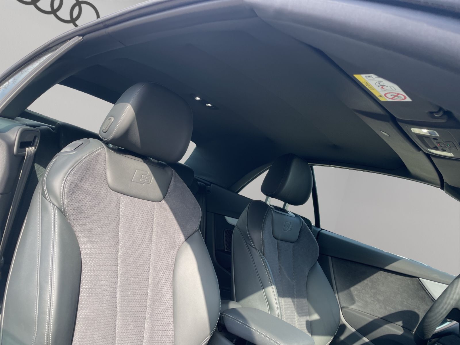 Audi A5 Cabrio S line 40 TFSI qu. Matrix B&O Kam.