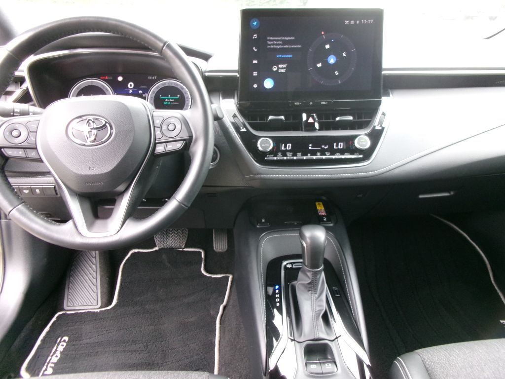 Toyota Corolla 1.8 Hybrid Team D +NAVI+TPKT+BI LED+