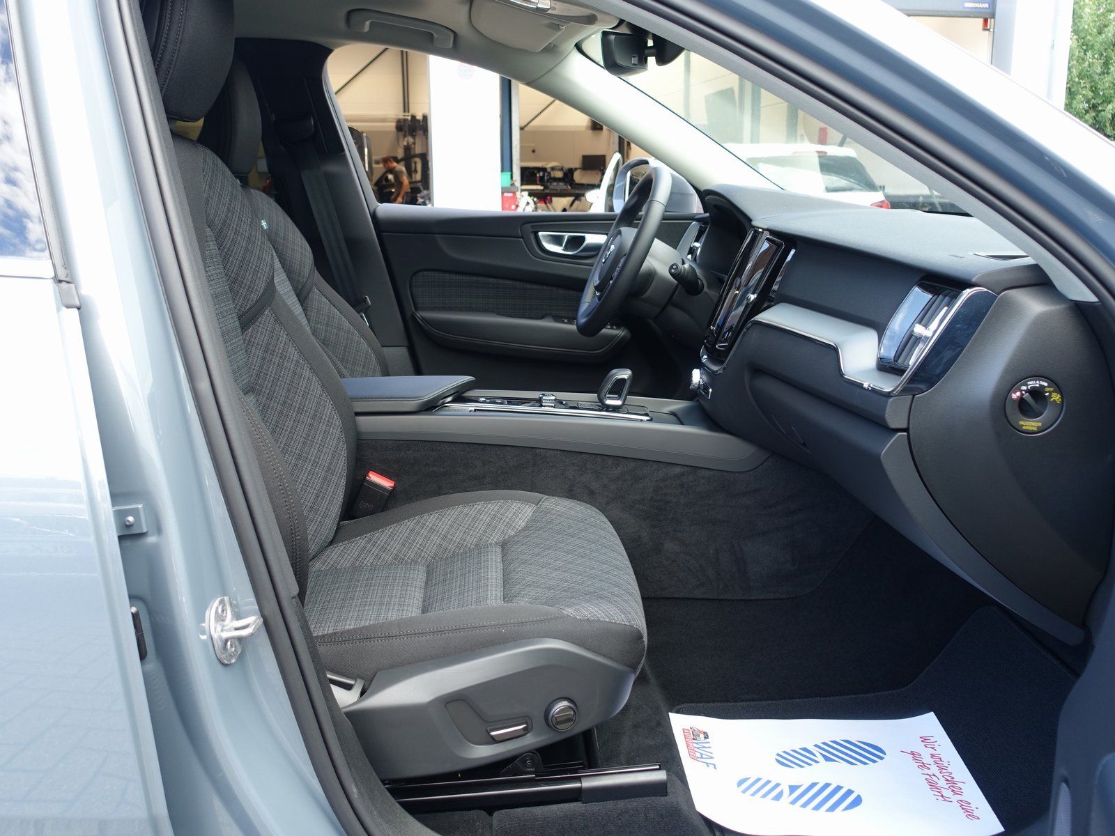 Volvo XC60 Core B4 Mild-Hybrid - Samsaru's Car Outlet