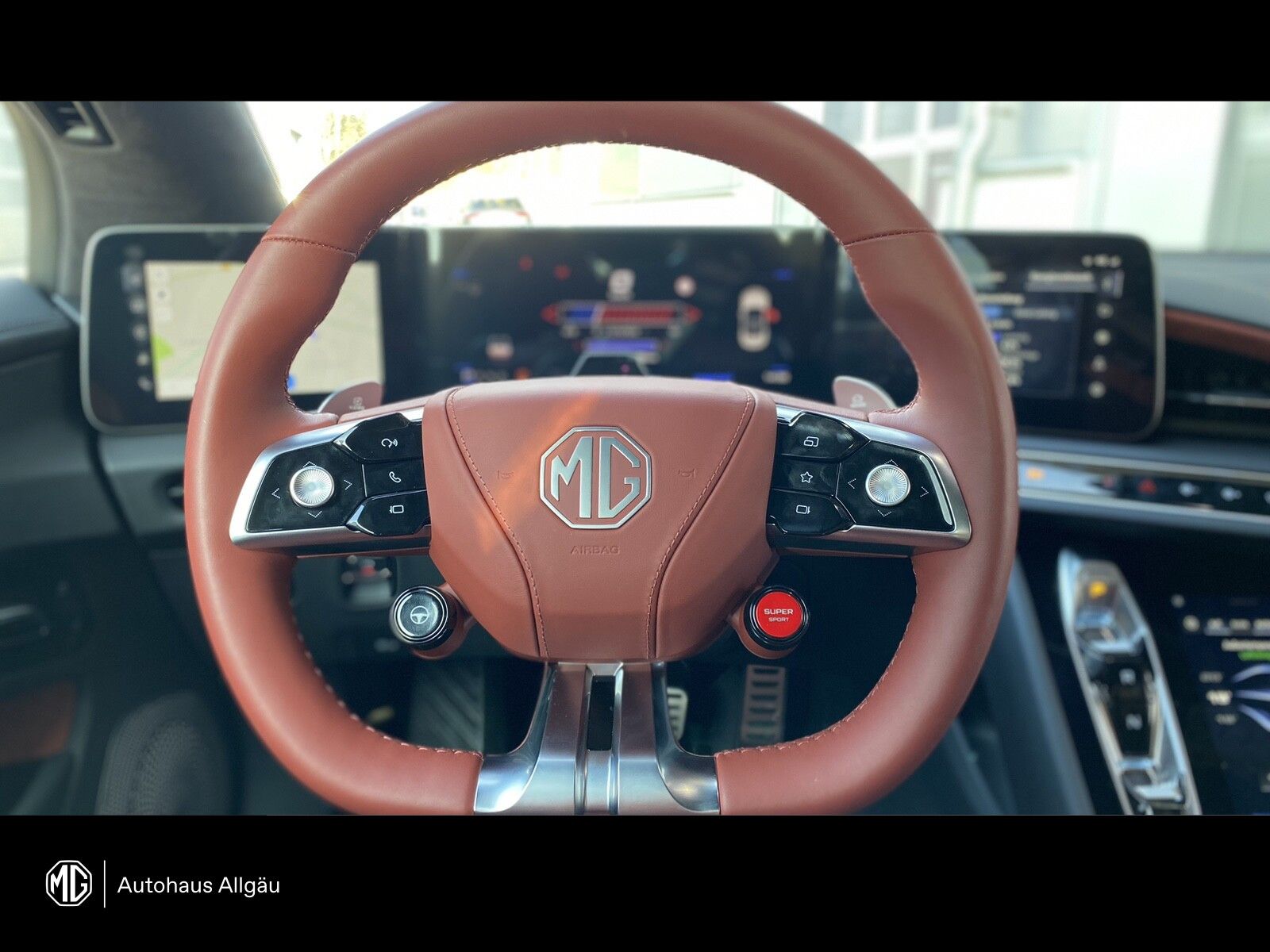 MG Cyberster Roadster ACC 360 Keyl MG iSmart LED