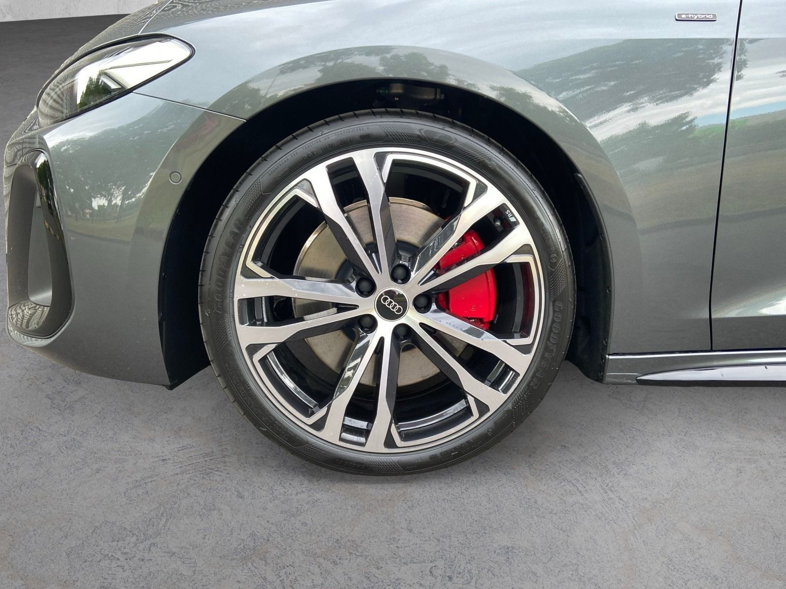 Audi A5 Avant e-hybrid qu. S line*MATRIX*AHK*20* uvm.