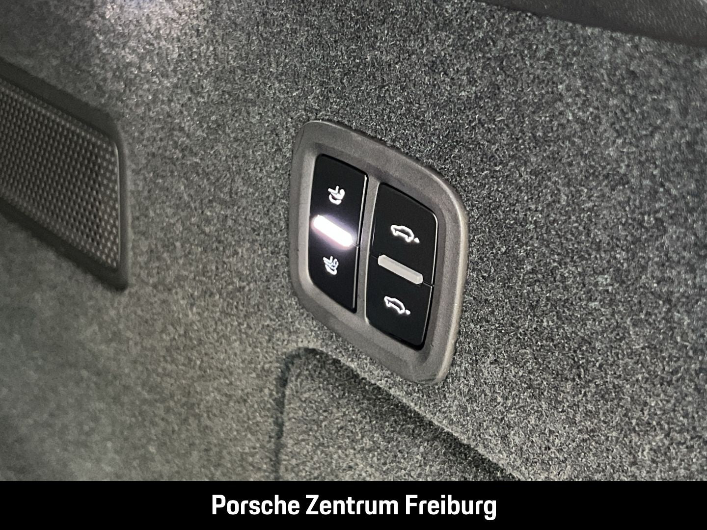 Porsche Cayenne S E-Hybrid InnoDrive Head-Up PDCC BOSE