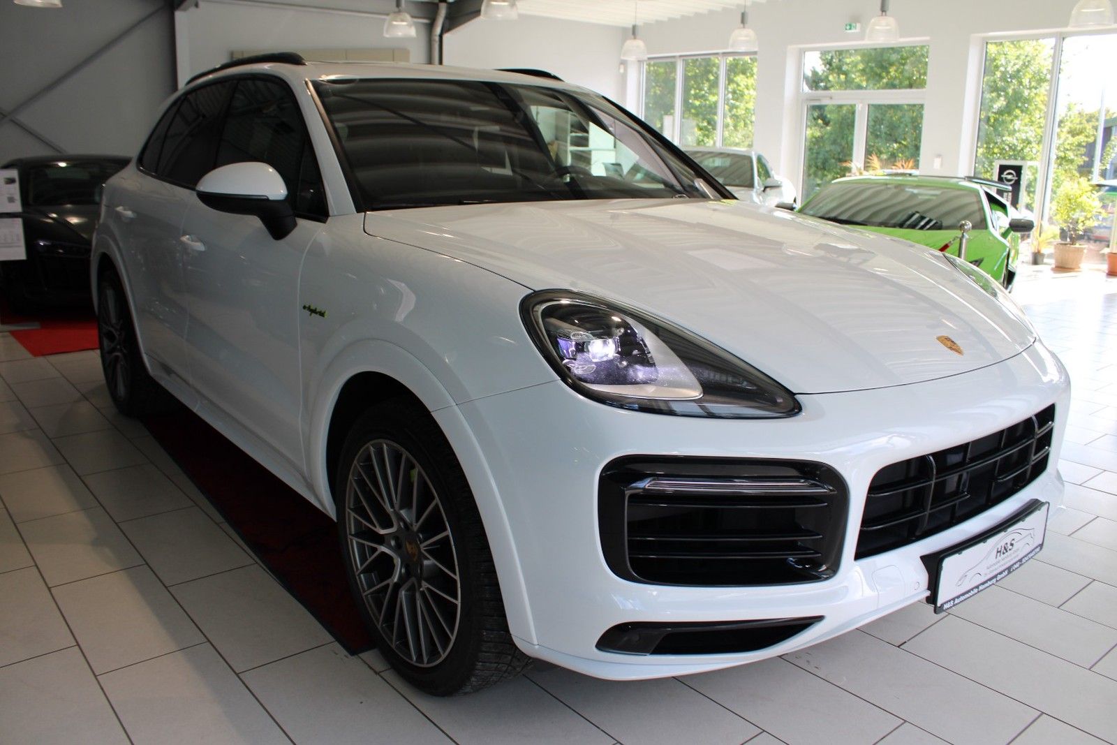 Porsche Cayenne E-Hybrid Platinum Edition