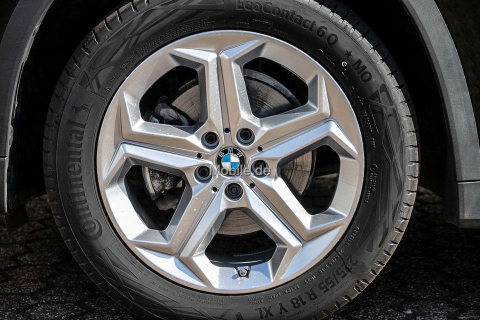 BMW X1 xDrive20d - Samsaru's Car Outlet
