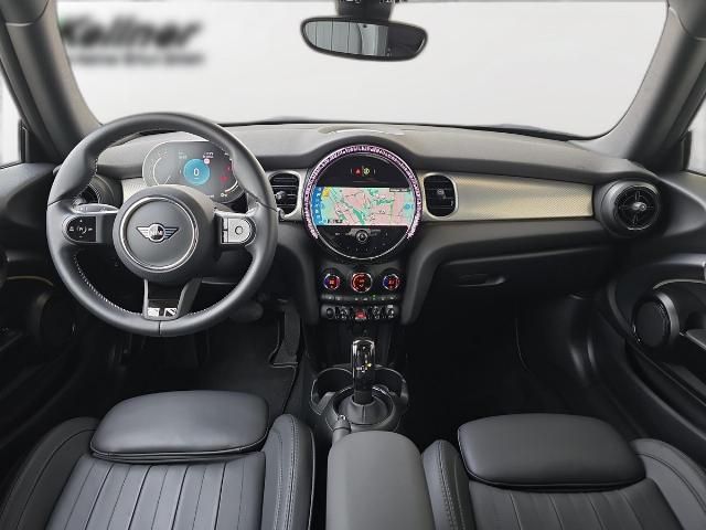 MINI Cooper 1.5 Aut.Yours - Samsaru's Car Outlet