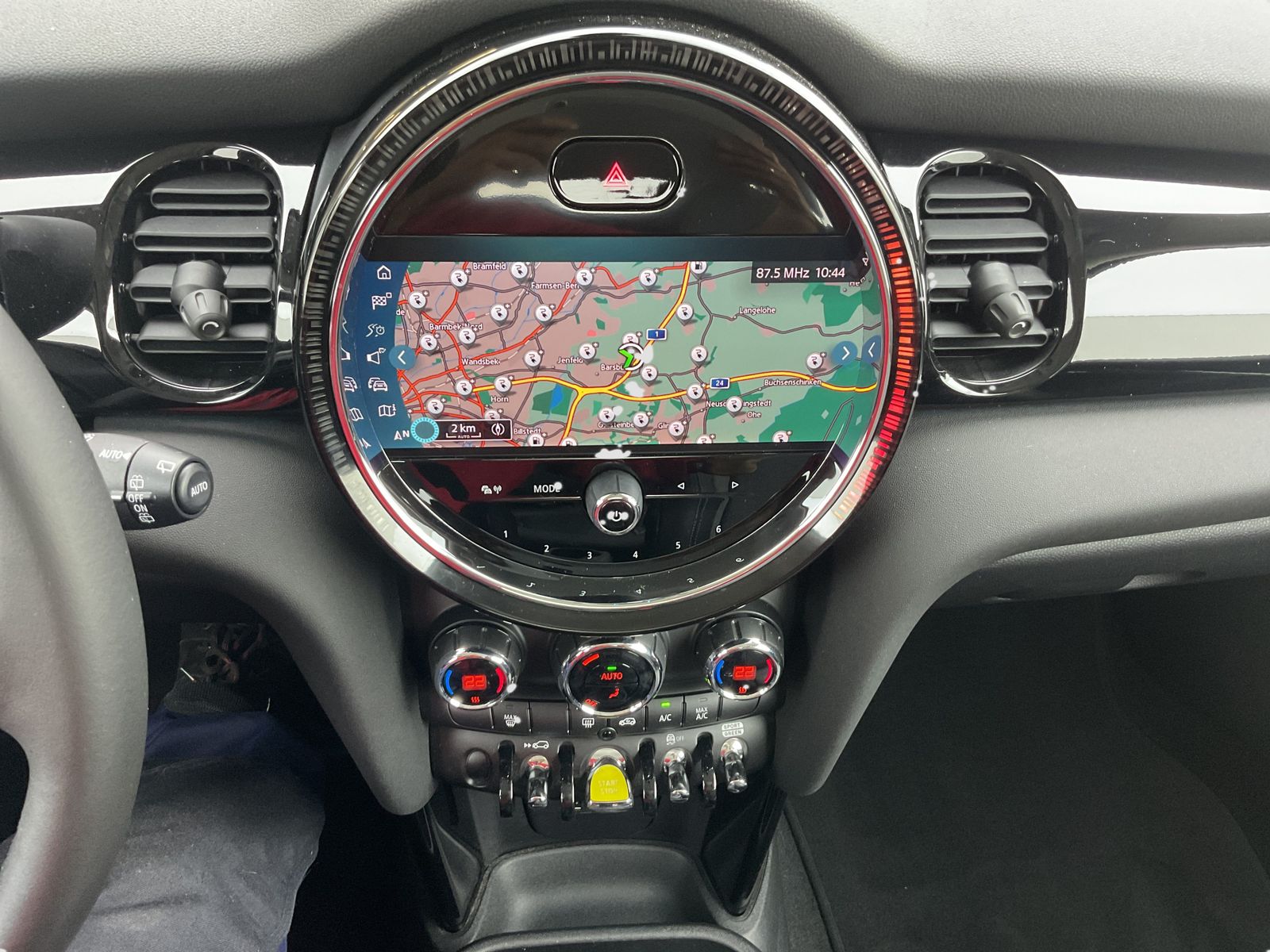 MINI Cooper SE - Samsaru's Car Outlet