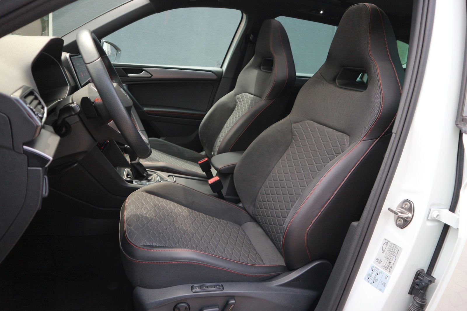 Seat Tarraco FR 4Drive *1.HD/7-SITZER/ACC/PANO/AHK*