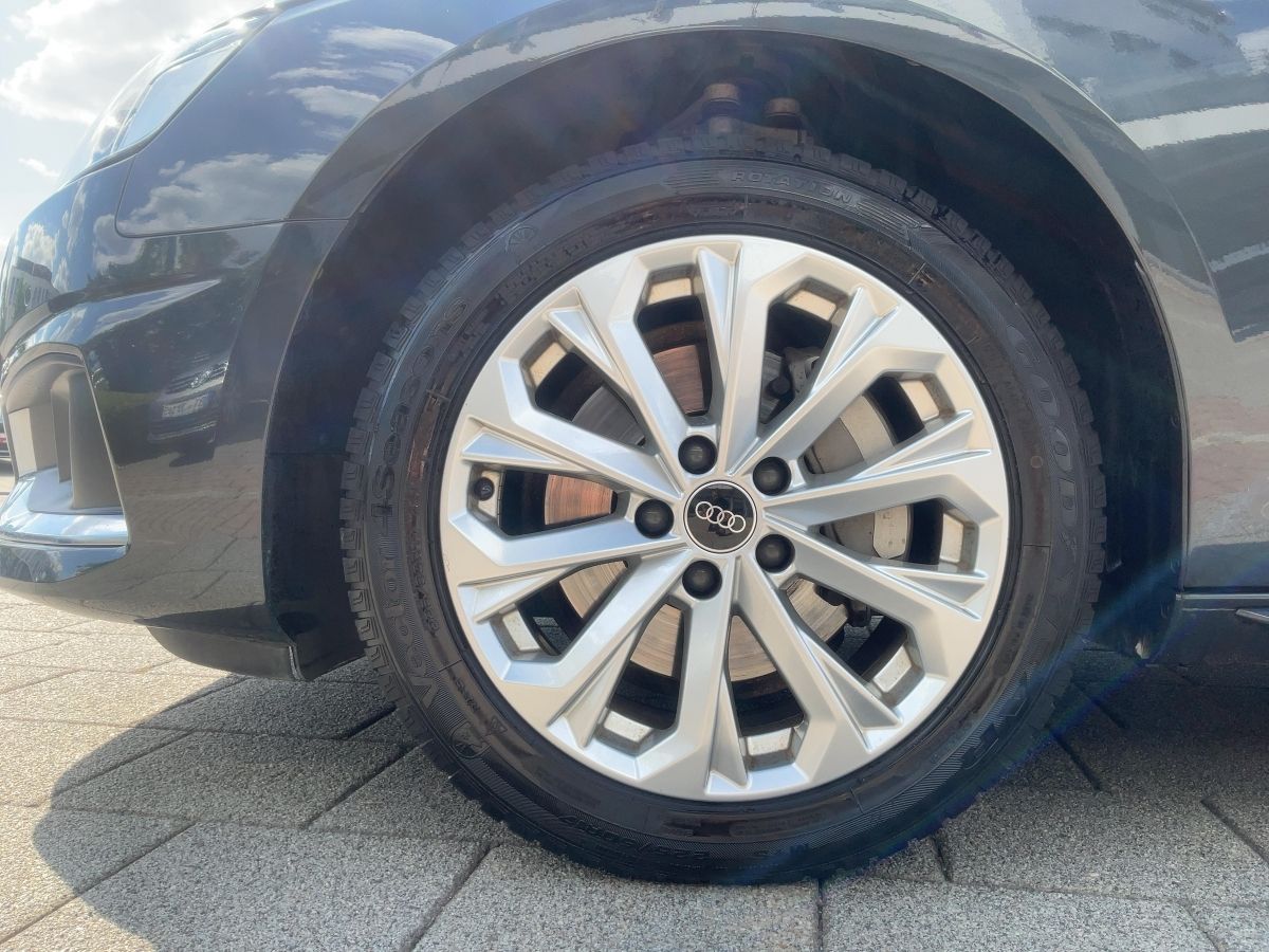 Audi A4 Avant 40 TDI S-TR ADVANCED - Samsaru's Car Outlet