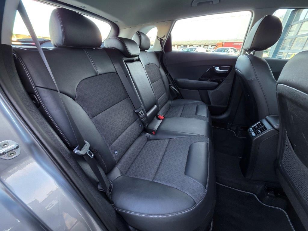Kia Niro 1.6 GDI PHEV 2WD - Samsaru's Car Outlet