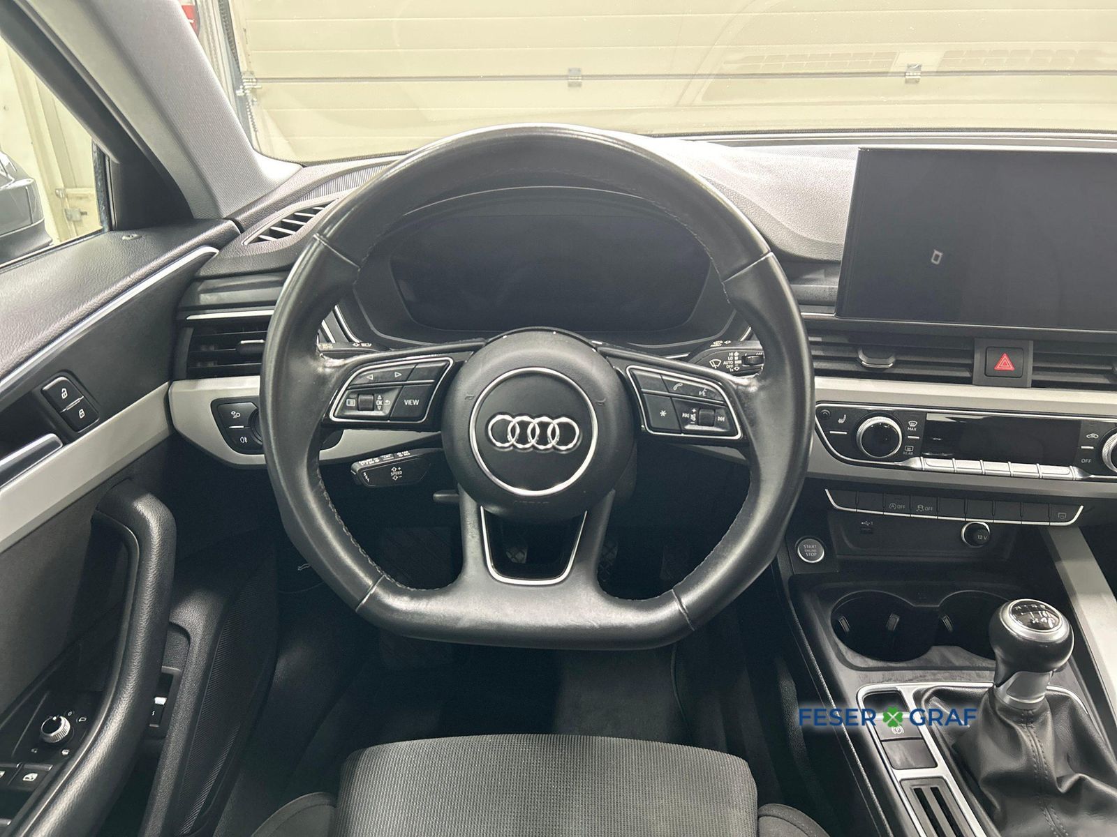 Audi A4 Lim. 35 TFSI S-Line - Samsaru's Car Outlet
