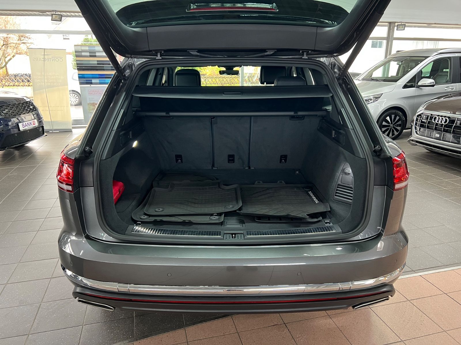 Volkswagen Touareg 3.0 TSI Elegance 4M HuD+VC+MEM+Puglia+19