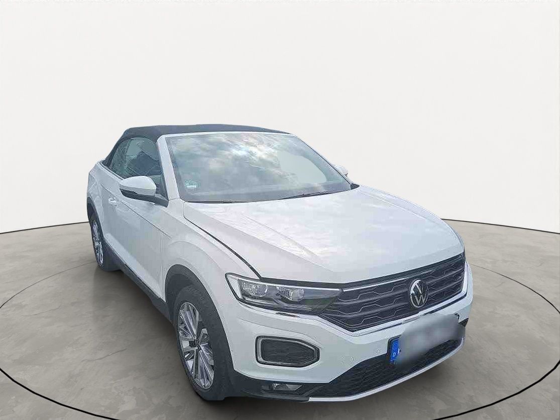 Volkswagen T-Roc 1.5 TSI Style - Samsaru's Car Outlet