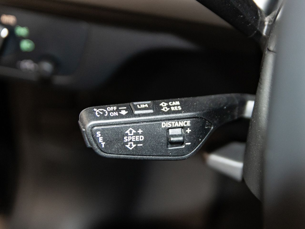 Audi Q5 40 TDI S line quattro VirtCo LED AHK Navi 19'