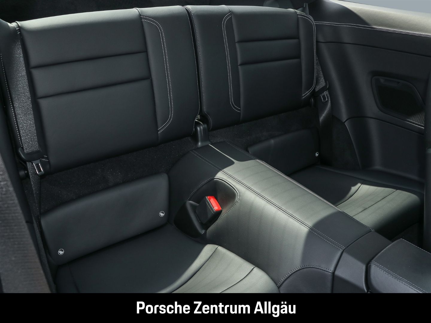 Porsche 992 911 Carrera 4S BOSE Sportabgasanlage Kreide
