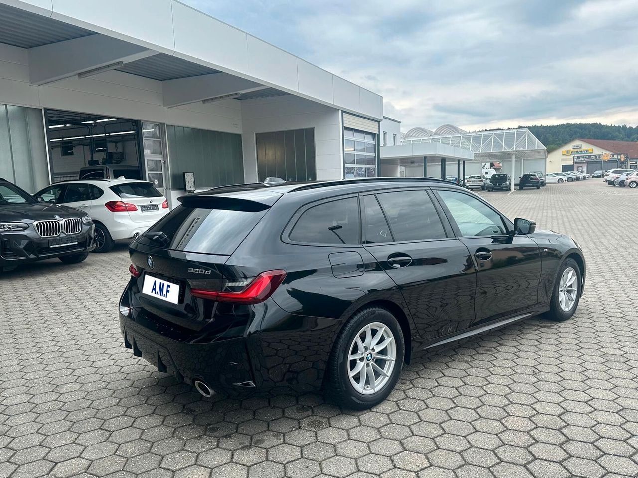 BMW 320d Touring Msport - Samsaru's Car Outlet