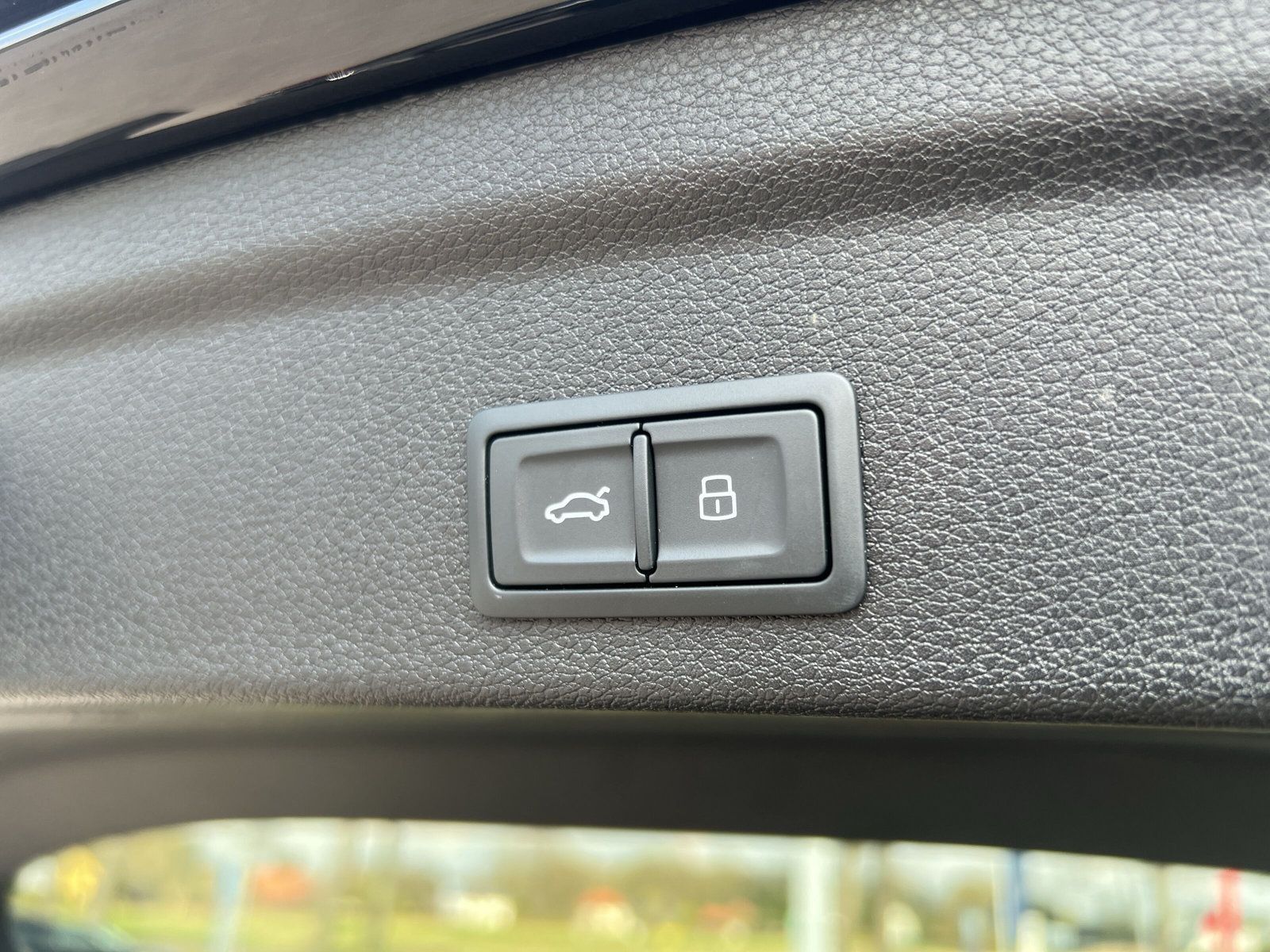 Audi Q3 Sportback S line 45TFSI quattro - Samsaru's Car Outlet