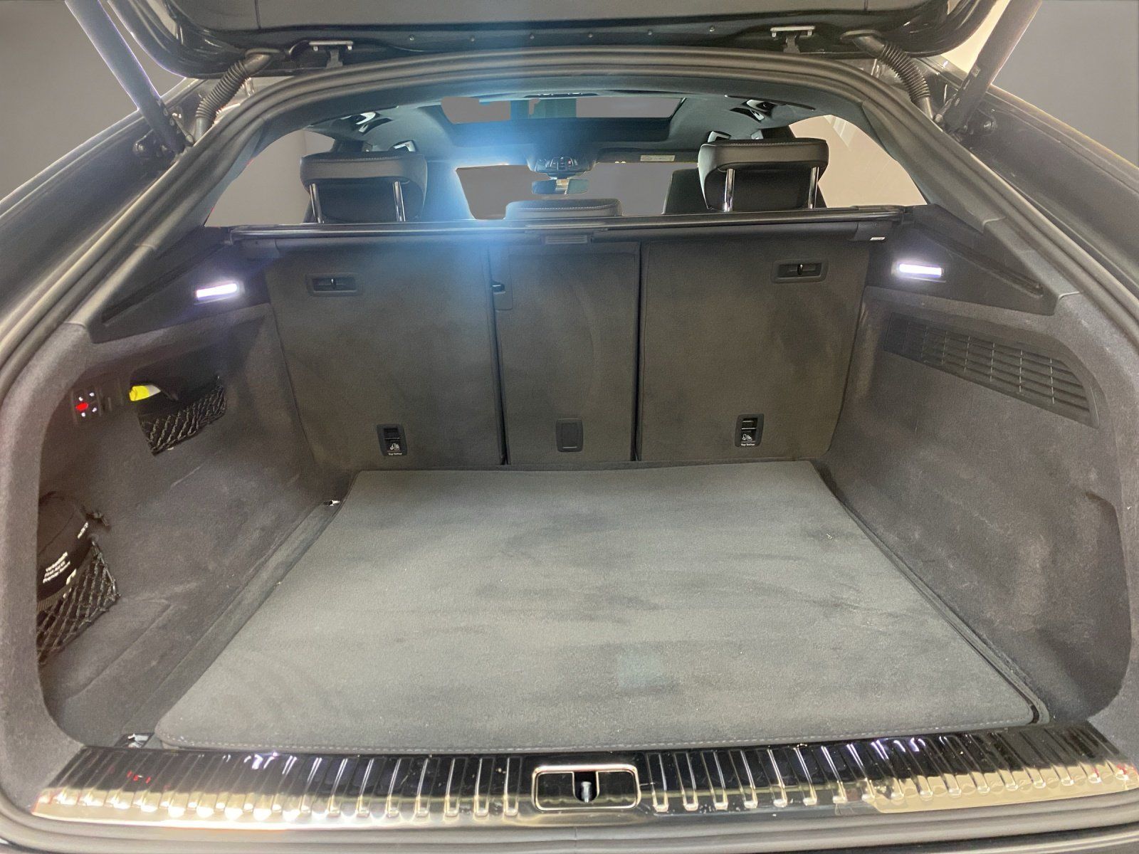 Audi Q8 55 3.0 TFSI quattro Pano S-line ACC AHK AUT