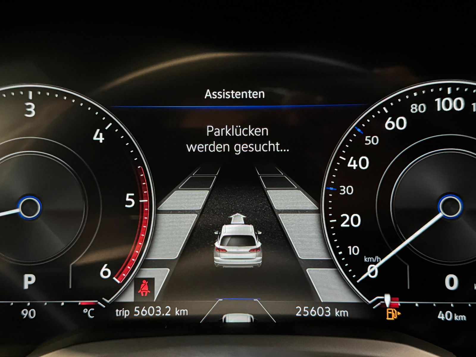 Volkswagen TOUAREG R-LINE 4M. 3.0TDI*LUFTFEDER*PANO*STDHZ