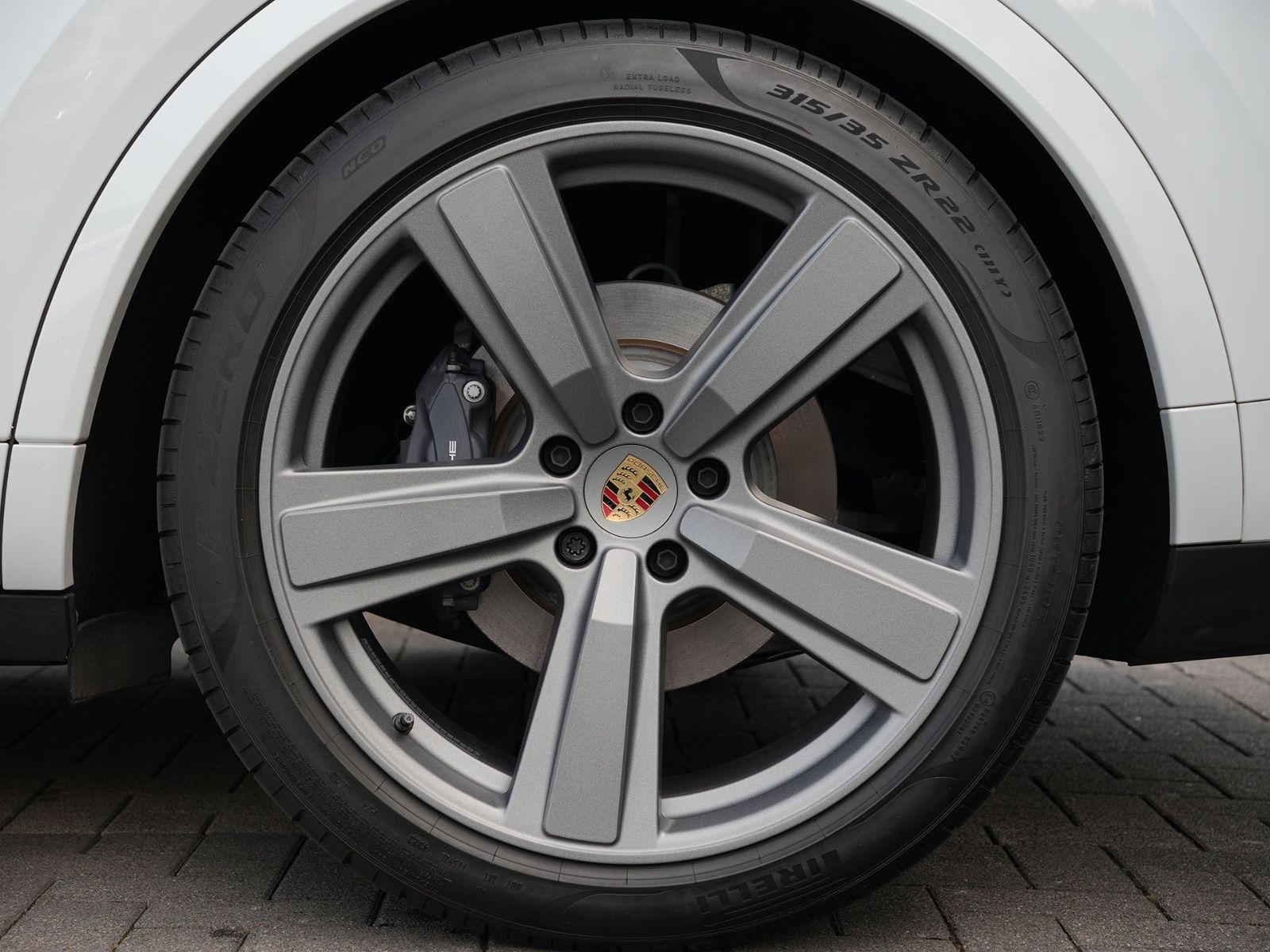 Porsche E-Hybrid Coupé SPORTDESIGN-ACC-LUFTF.-PANO-VOLL