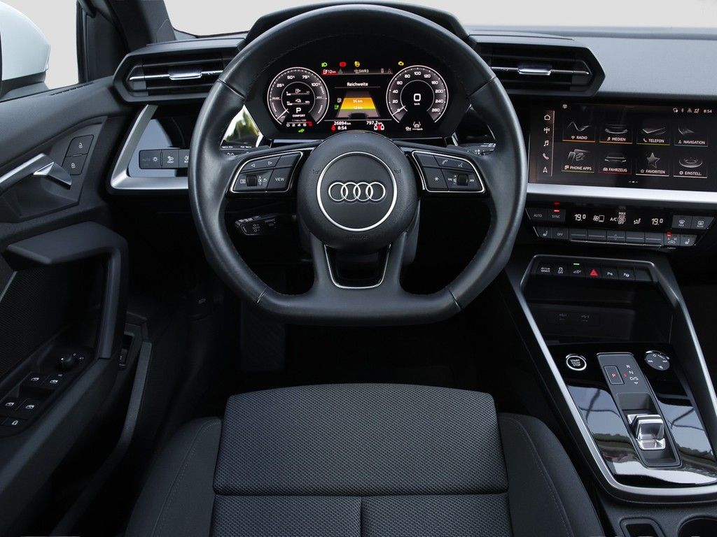Audi A3 Sportback 40 TFSI e S line - Samsaru's Car Outlet