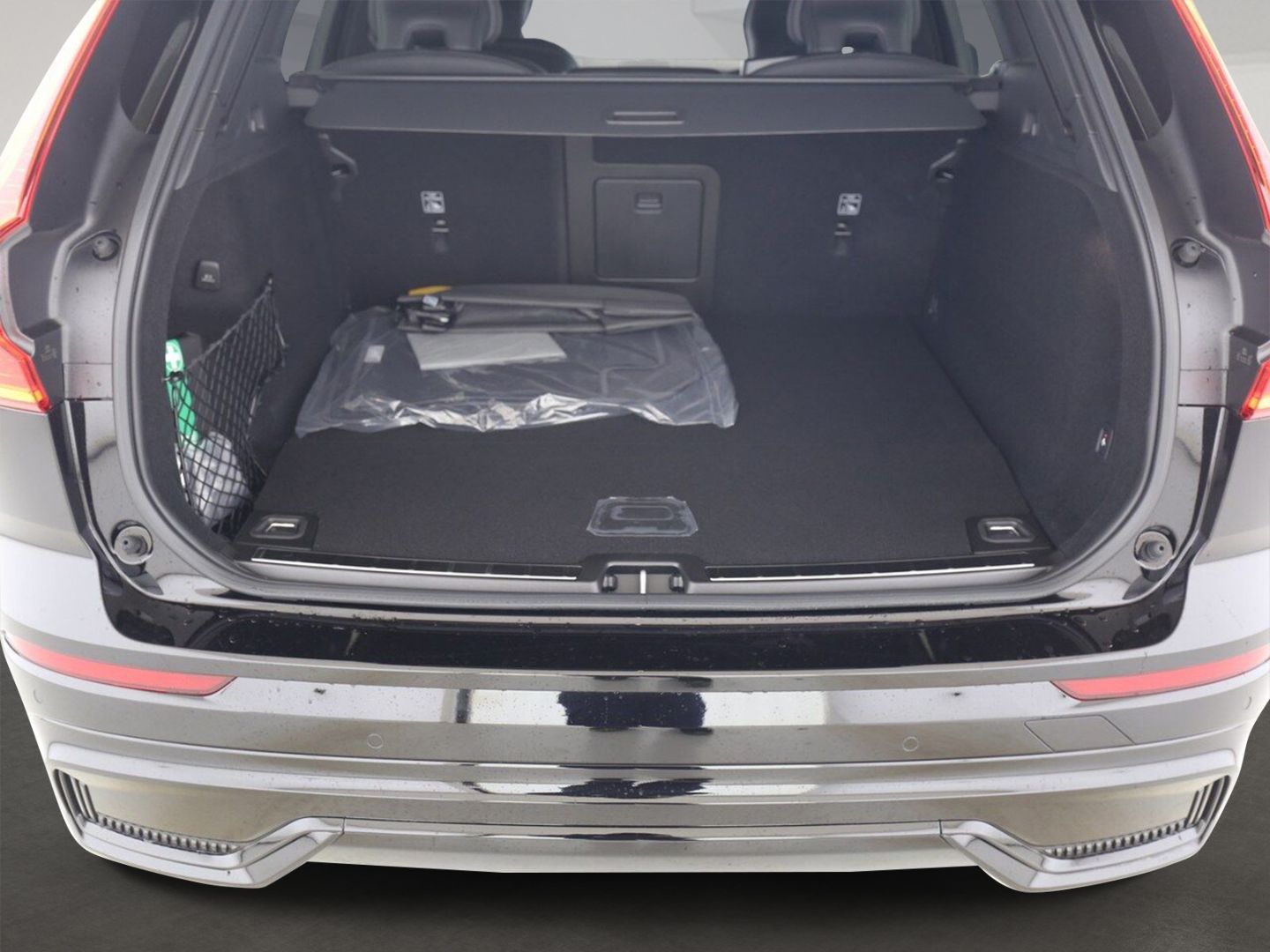 Volvo XC60 T6 Plus AWD - Samsaru's Car Outlet