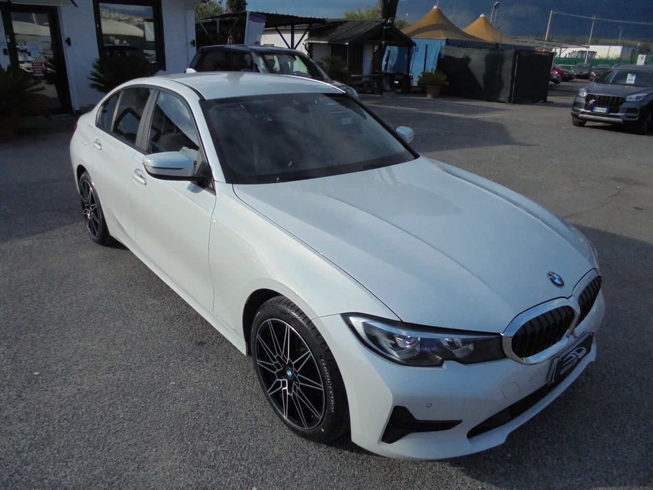 BMW 320 320d 48V Business Advantage - Samsaru's Car Outlet