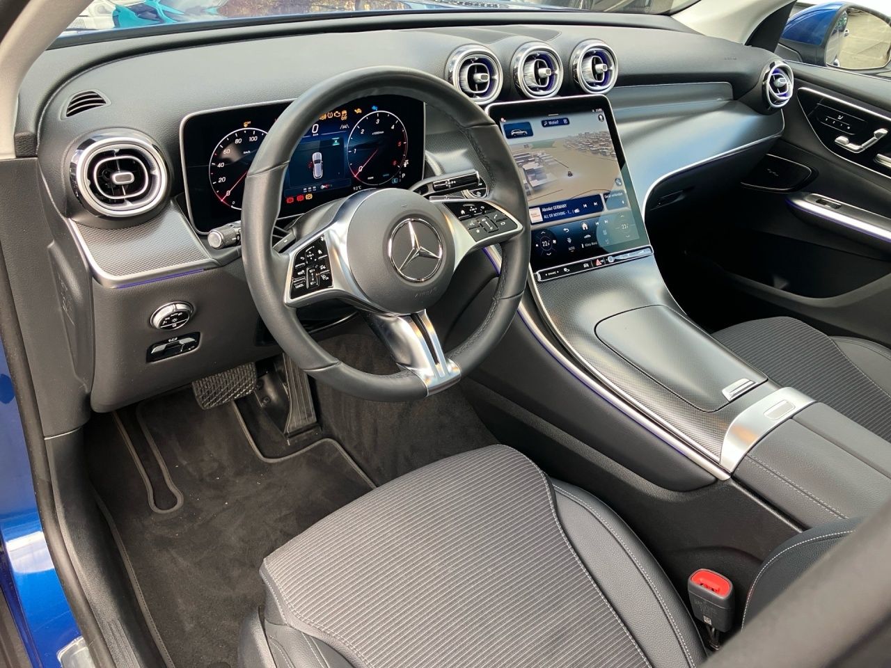 Mercedes-Benz GLC 220 d 4M Avantgarde AHK+Pano+Distr+AdvSound