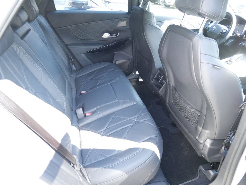 DS Automobiles DS 7 Crossback E-Tense Rivoli 4x4 AKTIVSITZE LED