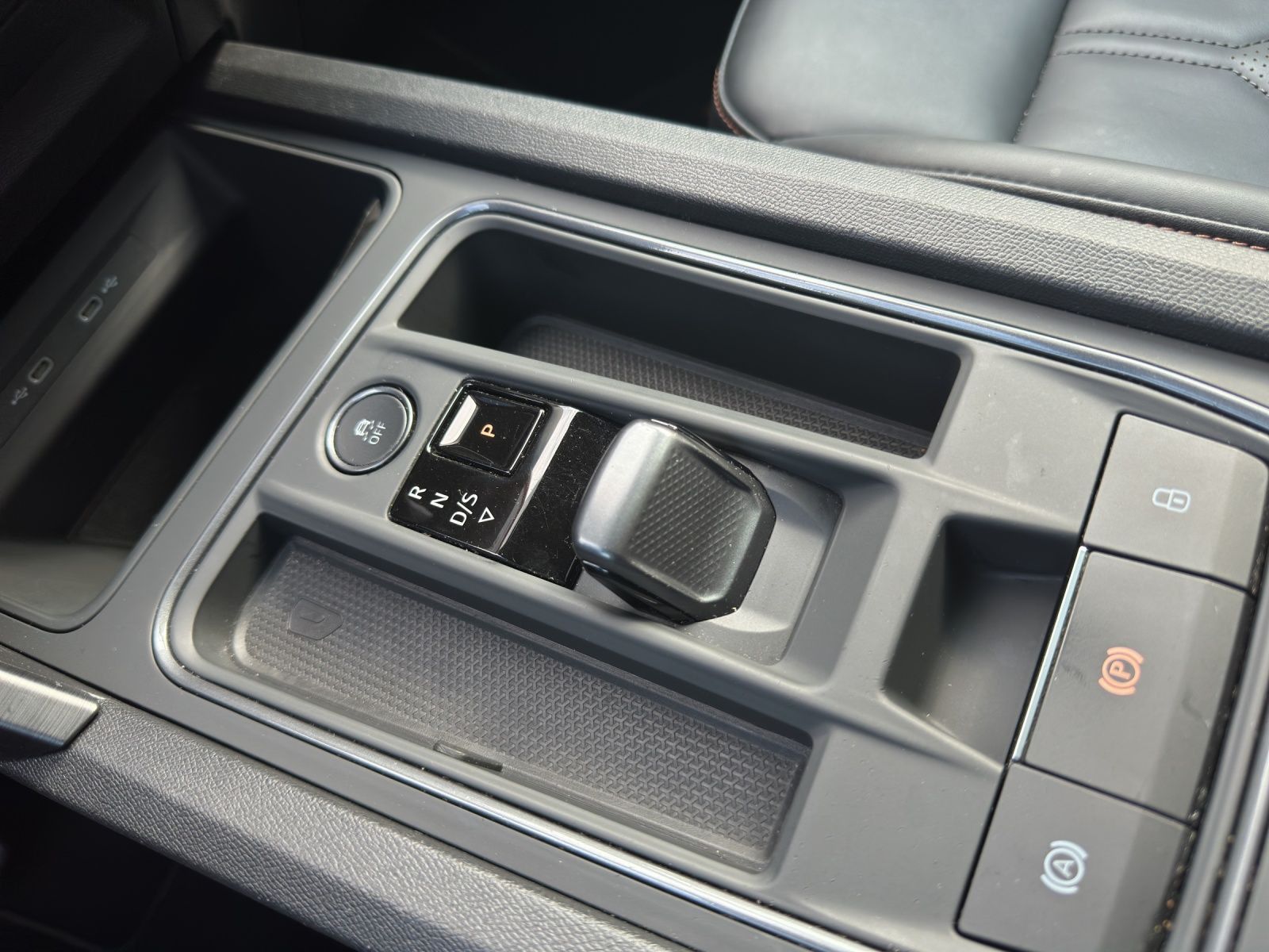 Cupra Formentor VZ eHybrid LM19 PANO AHK 360° SUPERSPO
