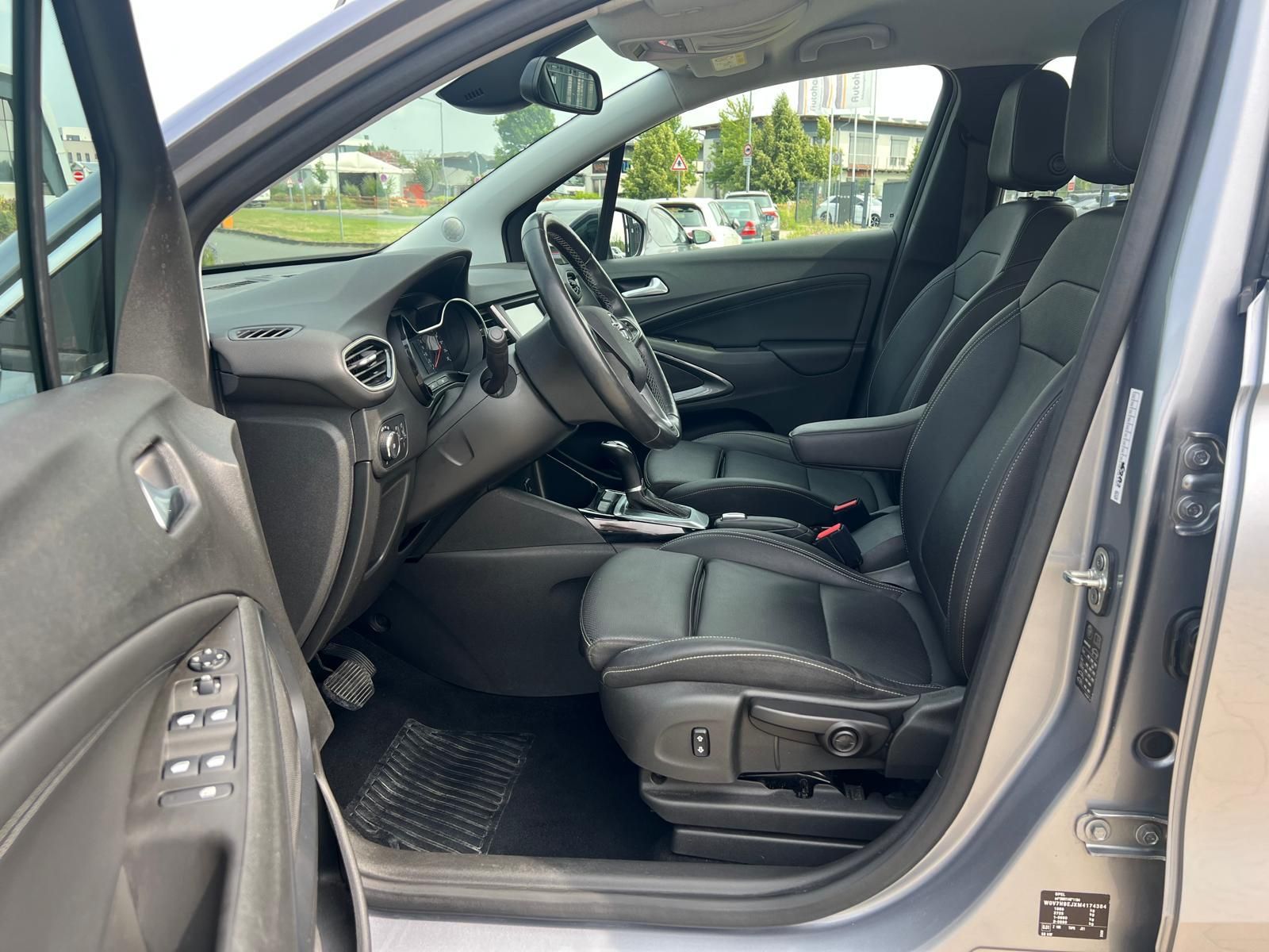 Opel Crossland 1.5 D Elegance Aut. - Samsaru's Car Outlet