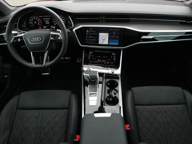 Audi RS 6 Avant RS-SPORTAGA*STANDHZG*PANO*360°*280KMH