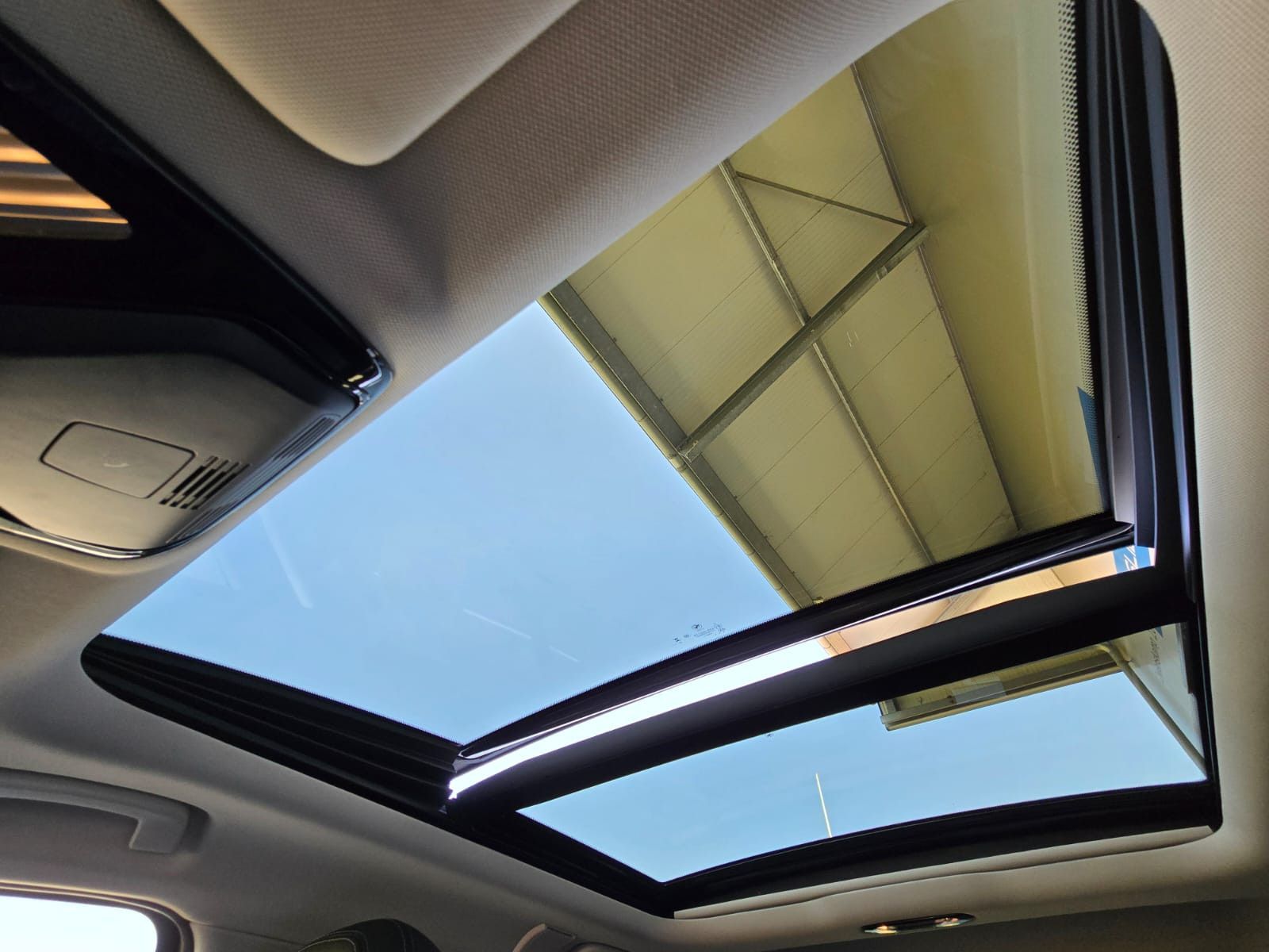 BMW 320d xDrive - Samsaru's Car Outlet