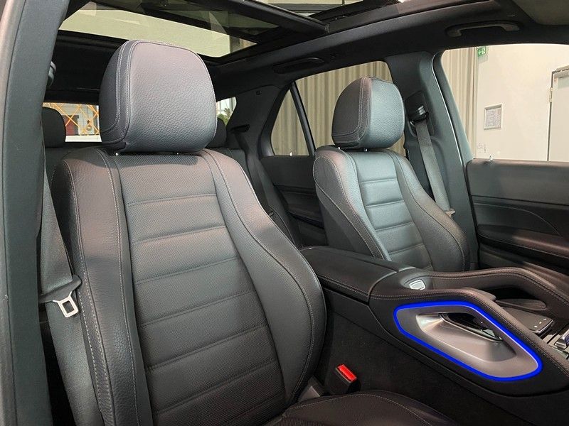 Mercedes-Benz GLE 450d AMG NightP Airm. Sbel Sthz Pano DTR AHK