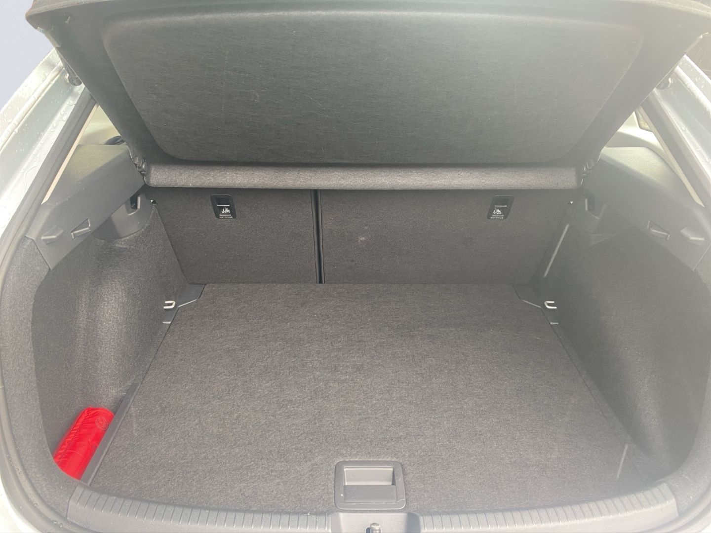 Volkswagen Taigo Life 1.0TSi - Samsaru's Car Outlet