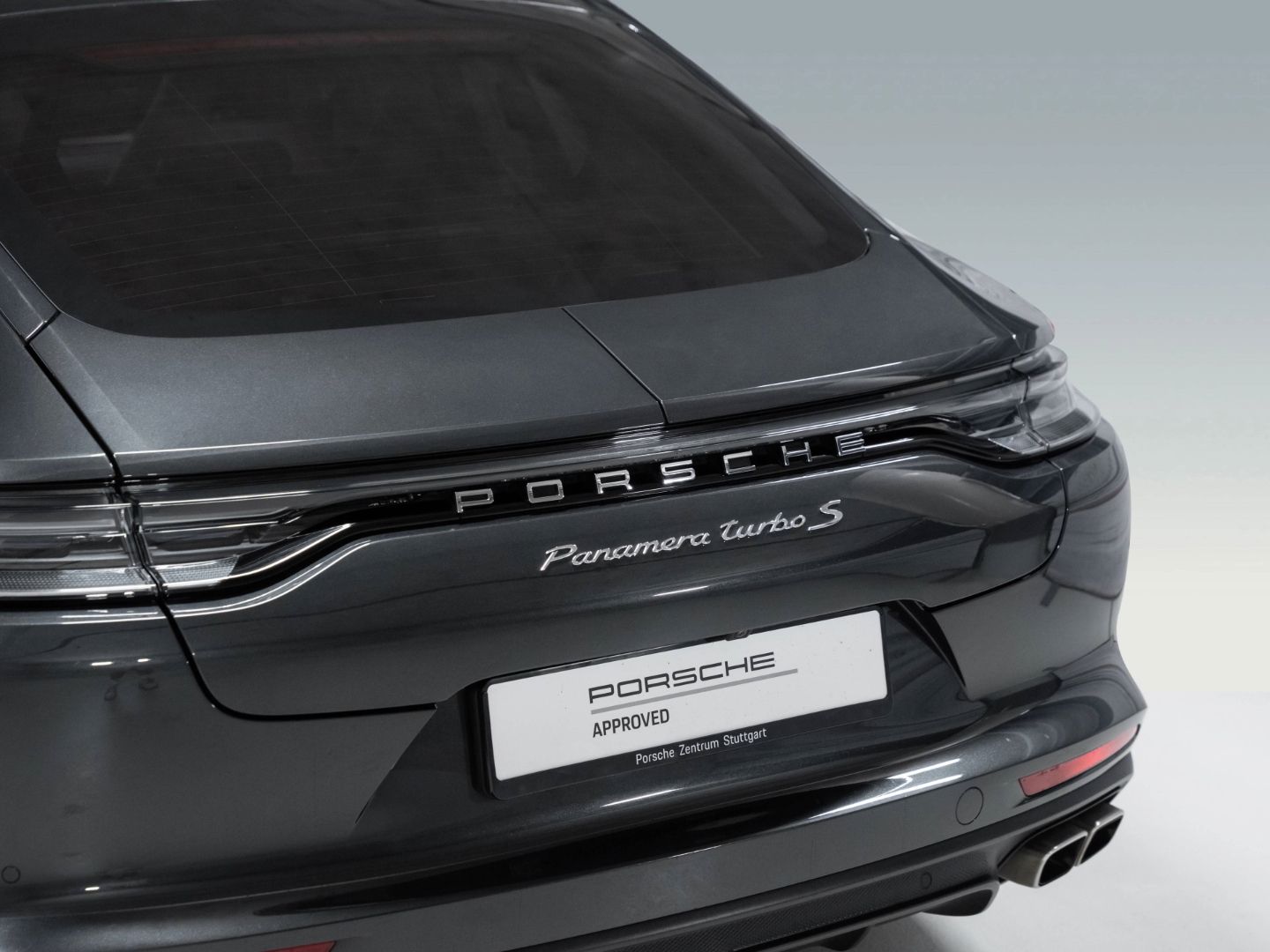 Porsche Panamera Turbo S Sport Chrono InnoDrive AHK BOSE