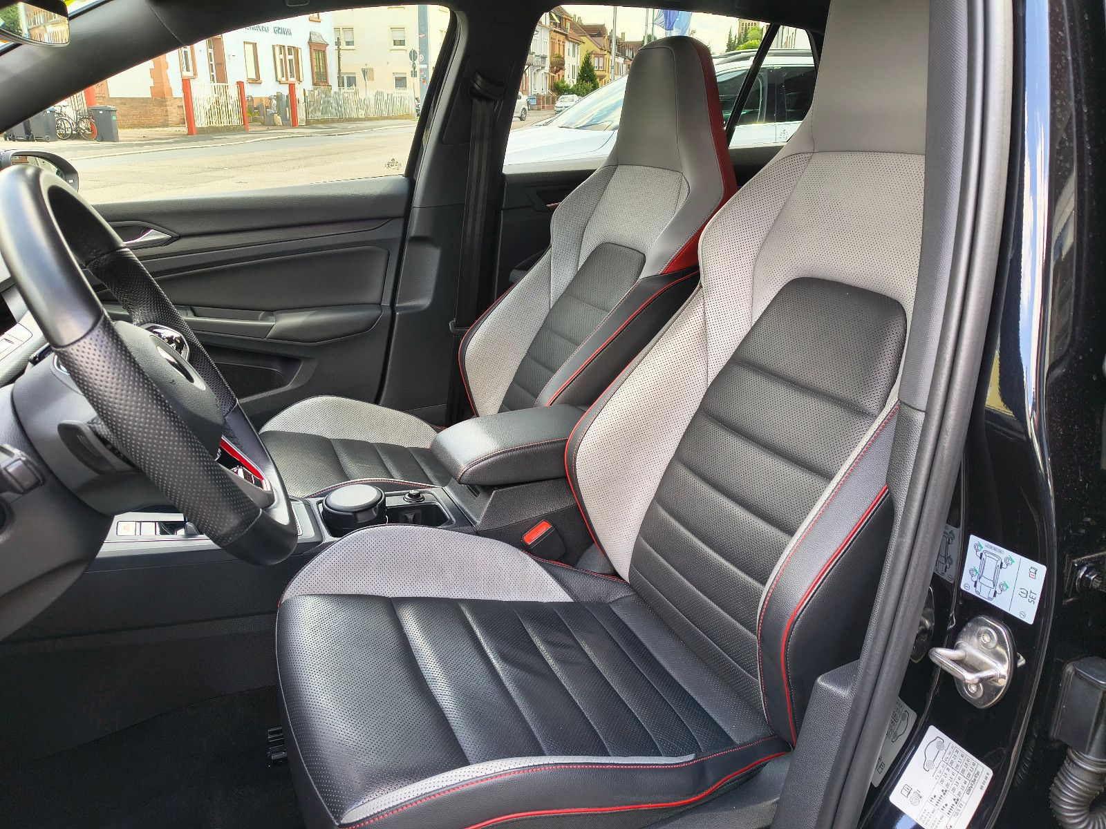 Volkswagen Golf VIII Lim. GTI*Automatik
