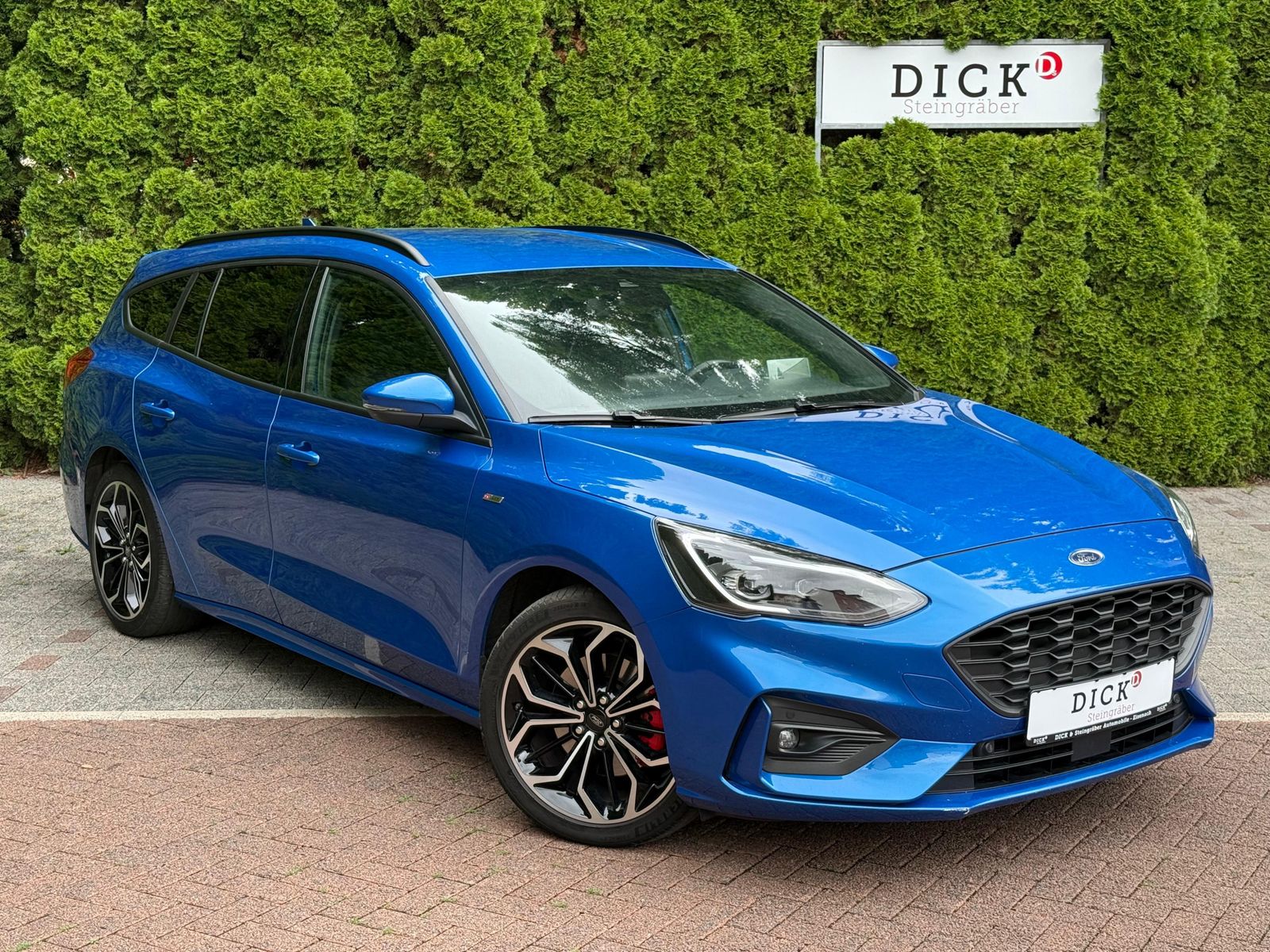Ford Focus Tur. 1.5 EB Aut. ST-Line X - Samsaru's Car Outlet