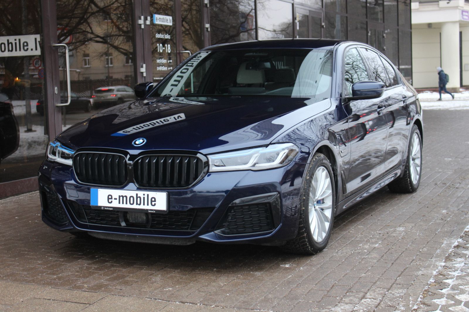 BMW 545 e xDrive M Sport - VOLL, TOP ZUSTAND