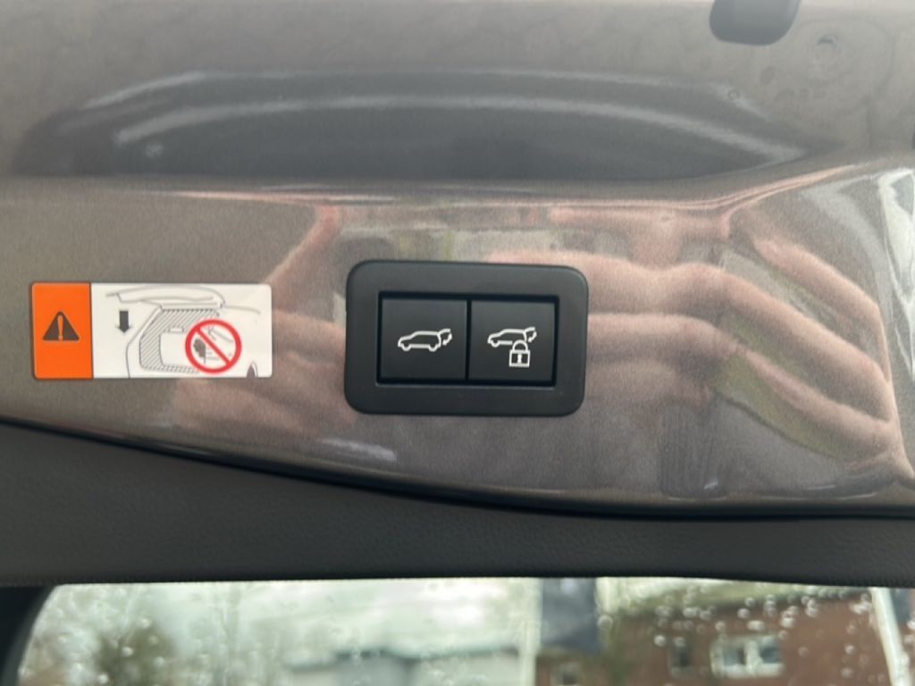 Toyota C-HR 2.0 Plug-in-Hybrid Teamplayer