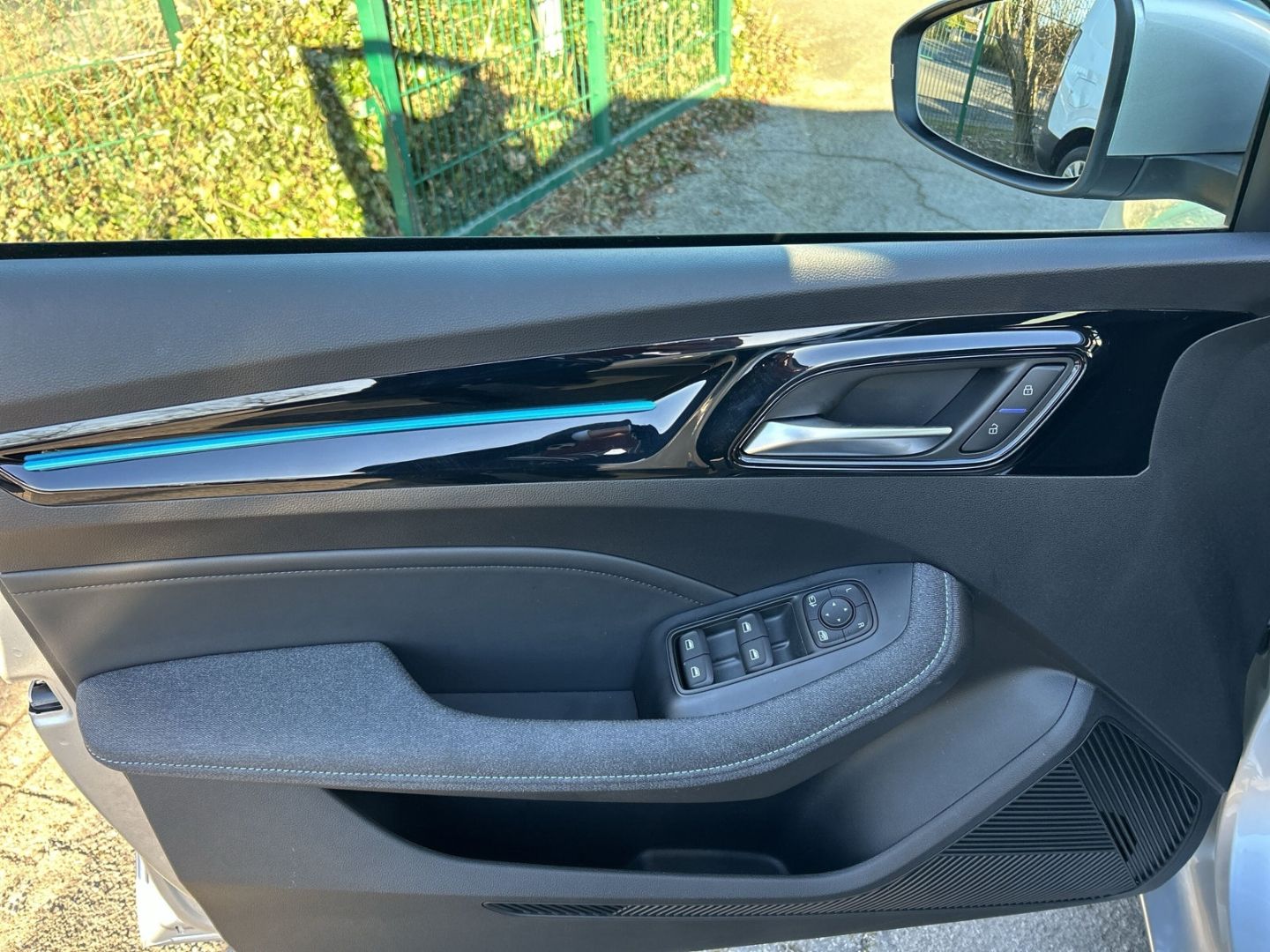 MG5 Luxury Kamera SHZ ACC LED-Scheinwerfer Navi