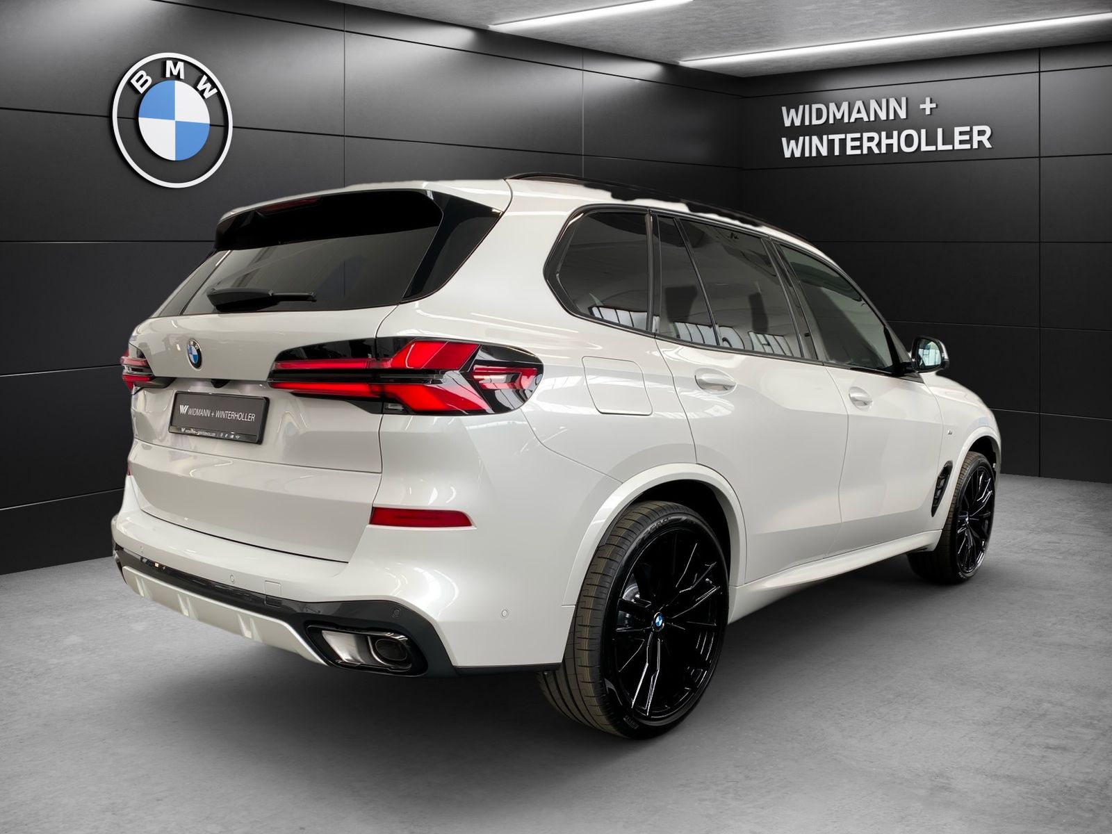 BMW X5 xDrive40d M-Sport B&W KeyLess Pano AHK STH Ai