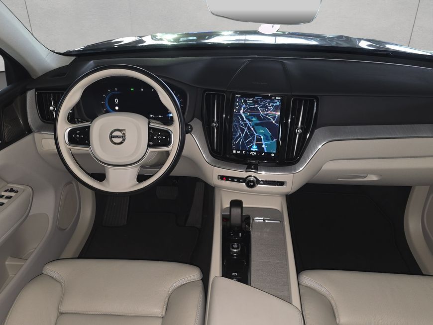 Volvo XC60 B5 B AWD Core