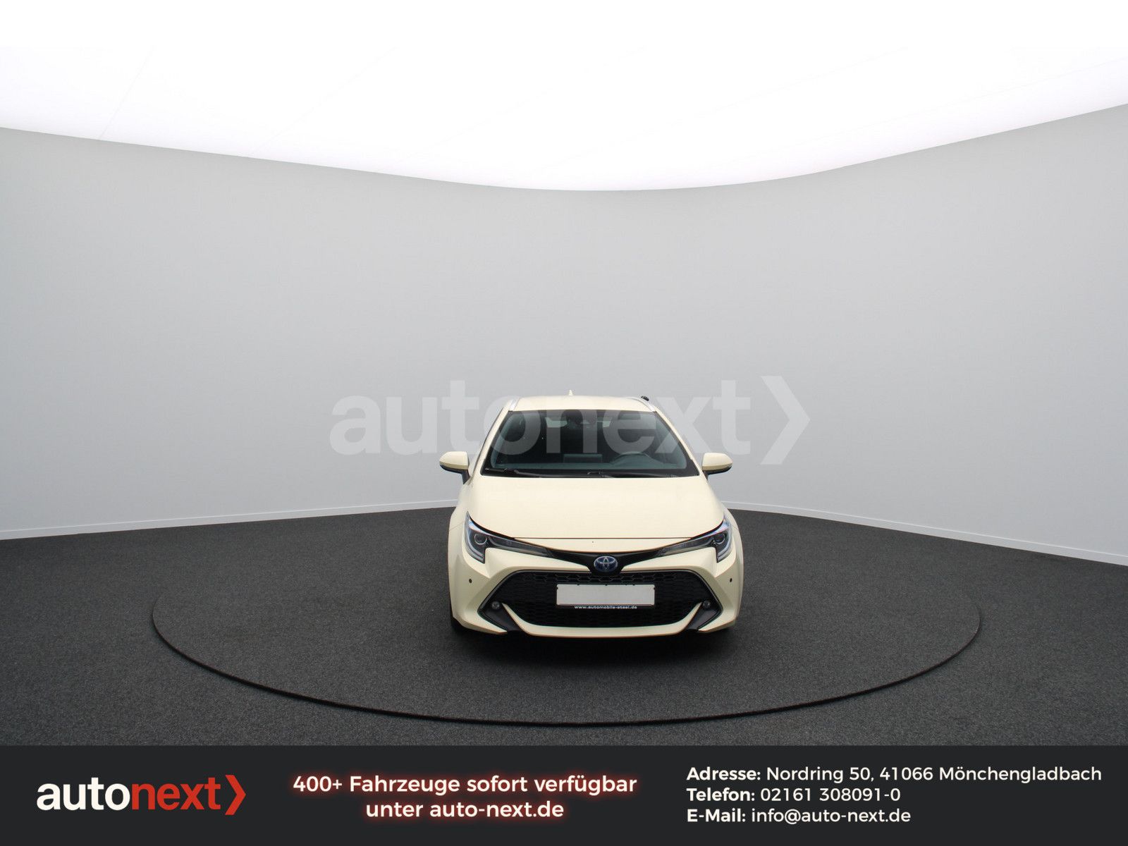 Toyota Corolla 2.0 Hybrid Business Edition - Samsaru's Car Outlet