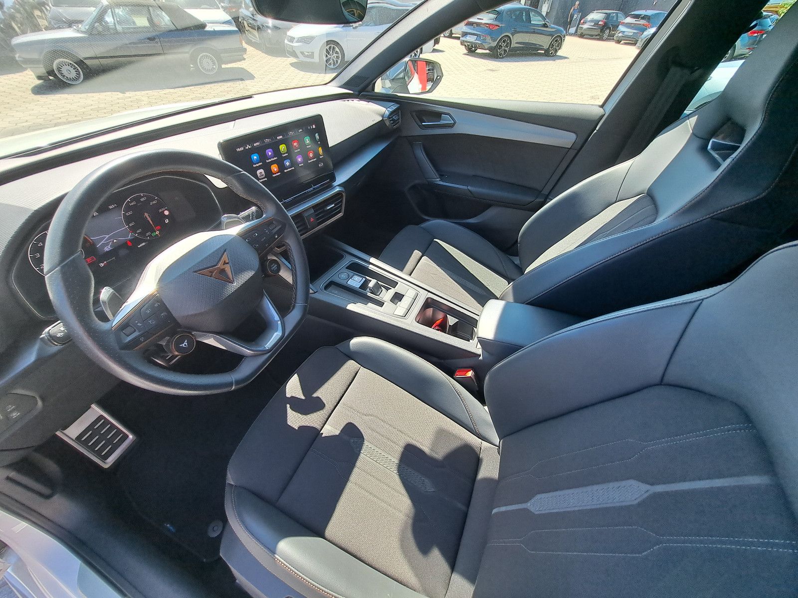 Cupra Leon SP VZ 2.0TSI 310PS DSG 4x4 - Samsaru's Car Outlet
